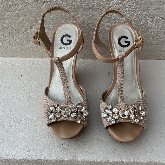 G by Guess Jeweled Platform 8.5 - Picture 2 of 6